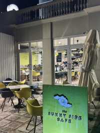 The Sunny Side Café – Boracay: Breakfast, Beachfront & Big Flavors 🌴☕
