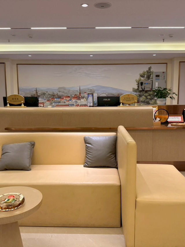  🏨 รีวิวโรงแรม Vienna Sanhao Hotel – สาขา ถนนคนเดิ