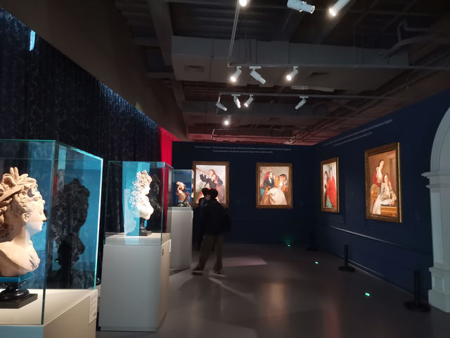 上海万博・元フランス館がロダン美術館になっていた! 上海万博・元フランス館がロダン美術館になっていた!
