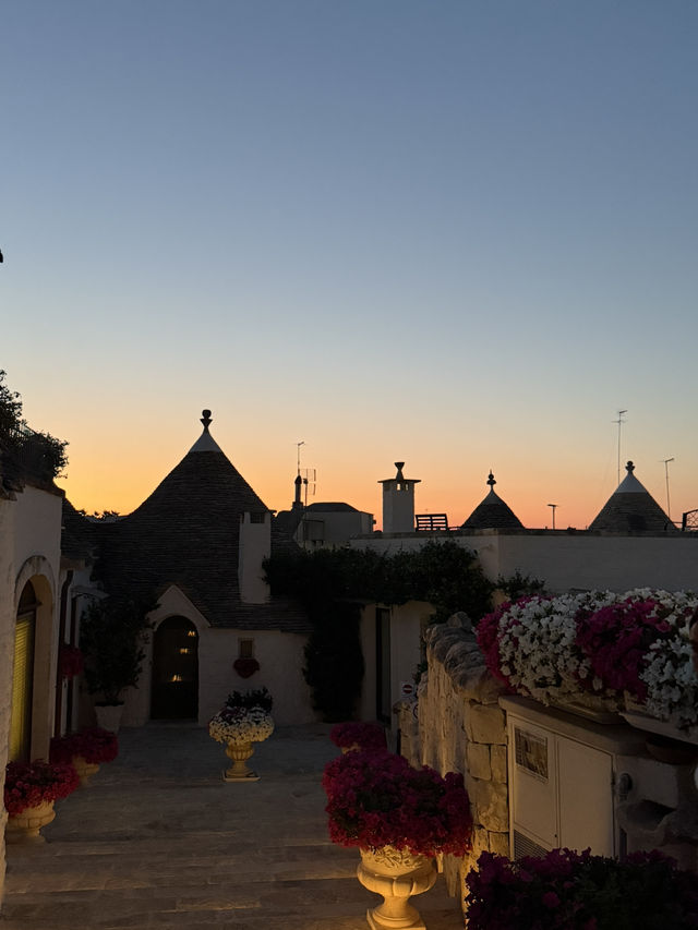 이탈리아의 잘 알려지지 않은 스머프 마을