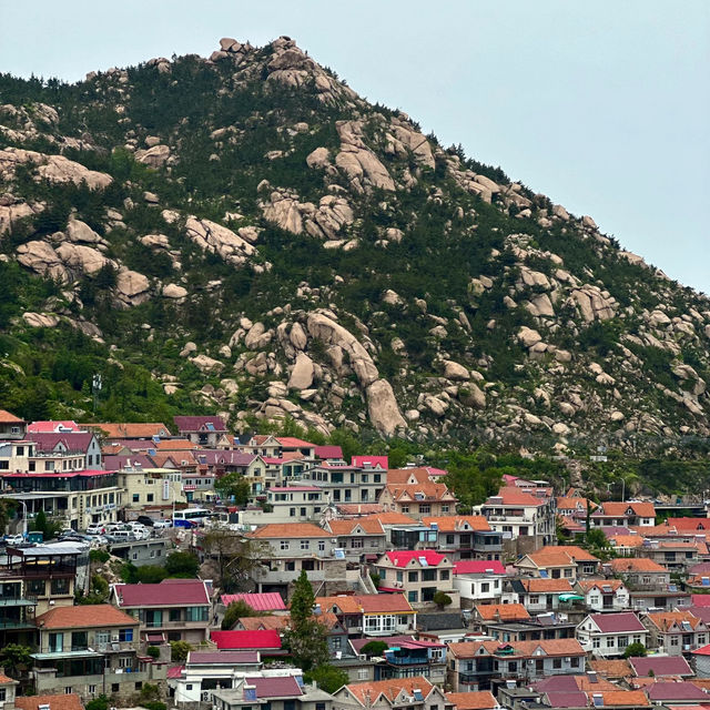 🇮🇹 This Isn’t Italy — It’s Qingdao Fishing Village! 🎨🌊