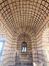 카르모 교회의 낯선 진실