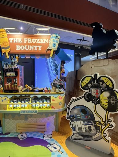 AIRSIDEの映えスポット！スター・ウォーズの世界へ。 | Trip.com 香港