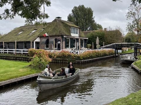 Exploring the Netherlands, Belgium, and France on Foot: Collecting