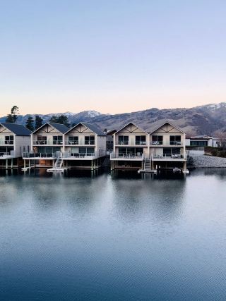 Marsden Lake Resort — Lakeside Serenity with Central Otago Mountain Views