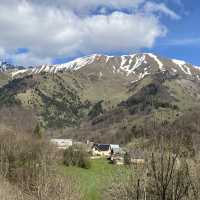 春天的阿爾卑斯山