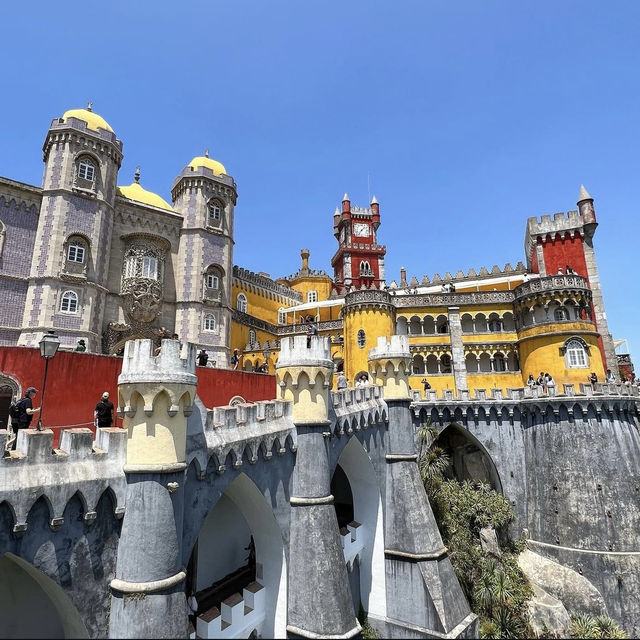 <葡萄牙 Sintra 🇵🇹> 浪漫三色宮殿 ⬜️🟨🟥
