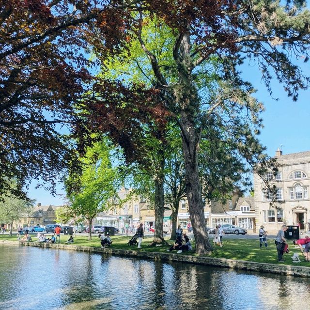 The Cotswolds: Secluded Splendour