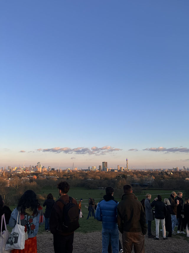 London Like a Local, Loved Like a Legend