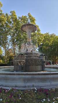 📍 Retiro Park’s Hidden Corners: Rose Garden & Fallen Angel Statue