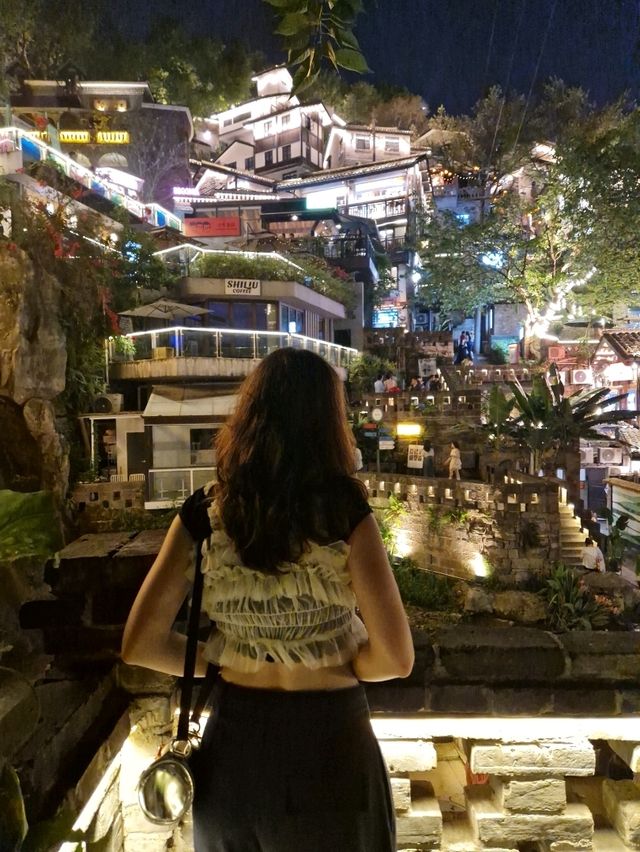 This has to be the prettiest spot in whole Chongqing ✨️🧧🇨🇳