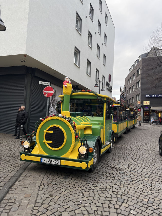 Exploring Köln, One Step at a Time.