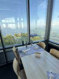 รีวิว: Stanserhorn Dinner + Beer – อาหารเย็นบนยอด