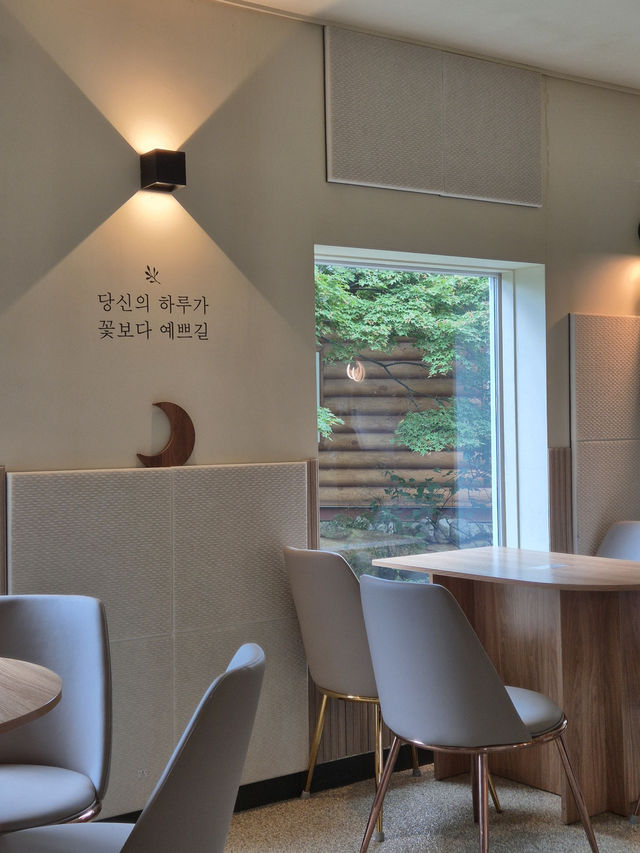 🌙 달빛 감성 머금은 공간, 화성 ‘달이담’ 카페
