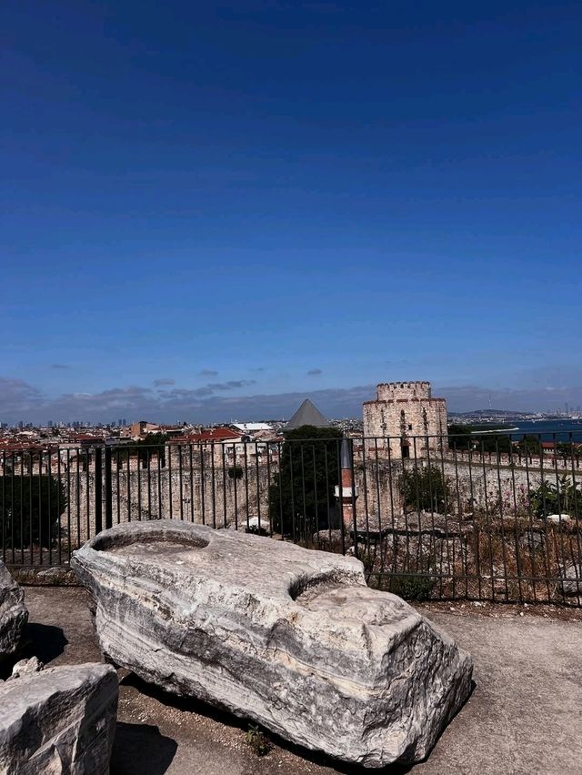 🏰✨“Echoes of Empire: Exploring the Forgotten Majesty of Yedikule Hisarı”✨🏰
