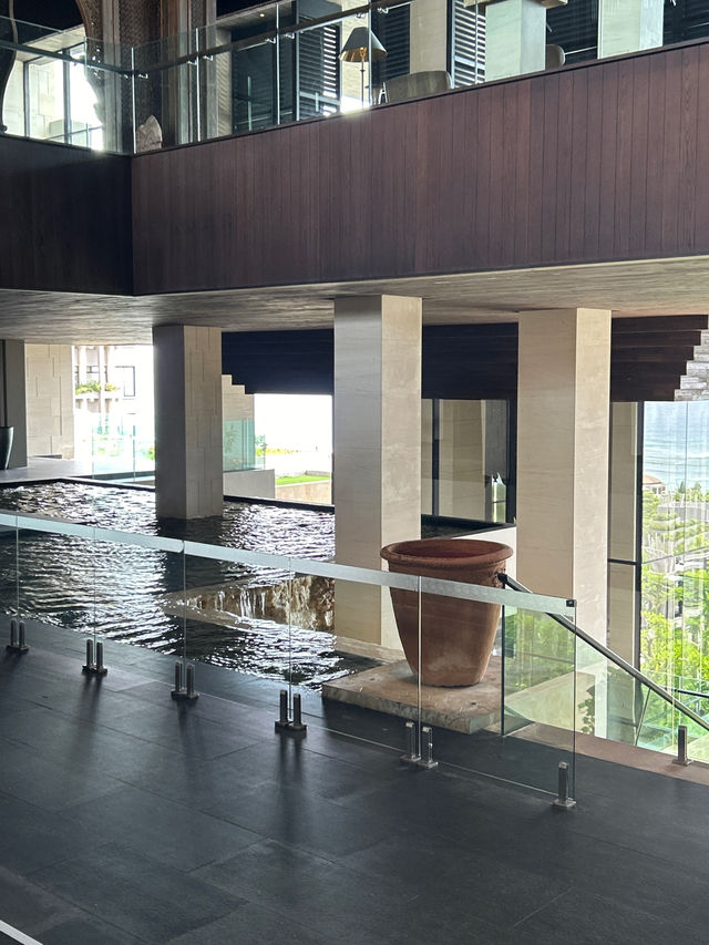 Sunday branch in Ritz Bali-What to wait?