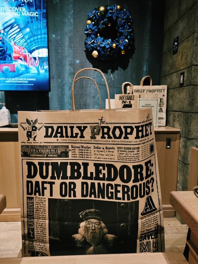 Welcome to the magical world of Harry Potter in central Tokyo! ✨⚡