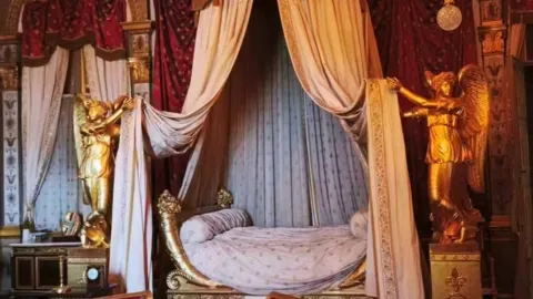 Step Into French Royalty: Château de Compiègne’s Epic History & Must-See Spots 👑✨ — traveler post in Oise