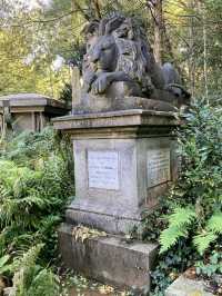 Highgate Cemetery - London  