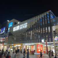 夜晚逛逛深圳後浪新天地
