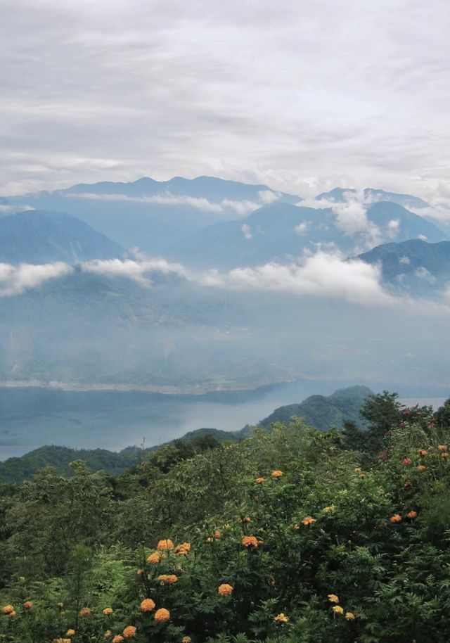 都江堰雲華山簡直是神仙住的地方