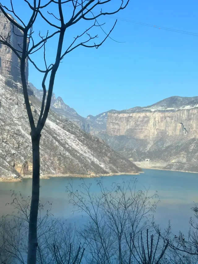 Is it worth visiting the Baoquan Grand Canyon in Xinxiang, Henan in winter?