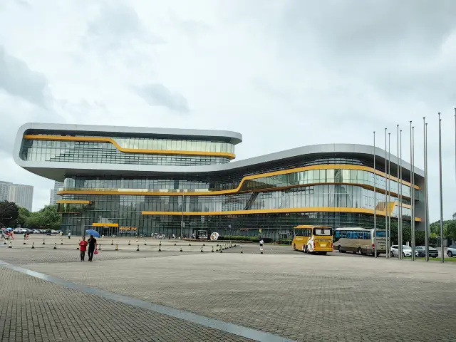 Visit the museum / Shanghai Auto Museum