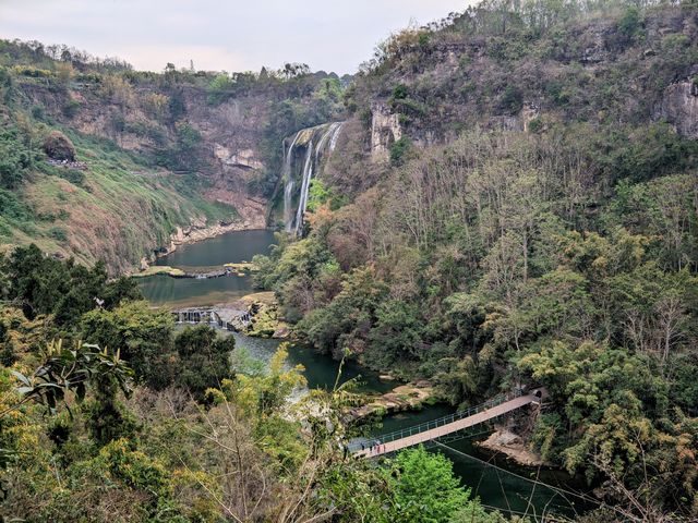 貴州自由行（黃果樹瀑布，別選錯時間來）