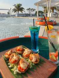 🌟 Bintan's Nautical Paradise: Stay Aboard Doulos Phos! 🚢✨
