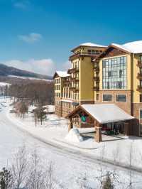 🏔️ Changbaishan's Winter Wonderland: Ski, Soak & Savor! 🎿🍲