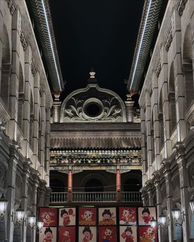 柳巷漫步：太原的風情畫卷