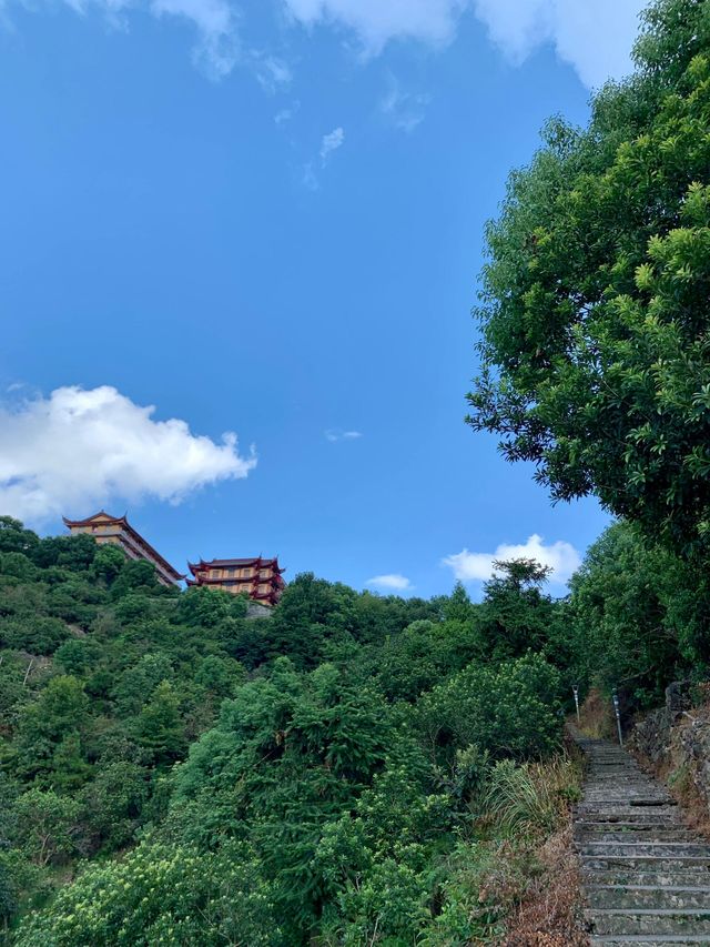 飛龍湖興福講寺
