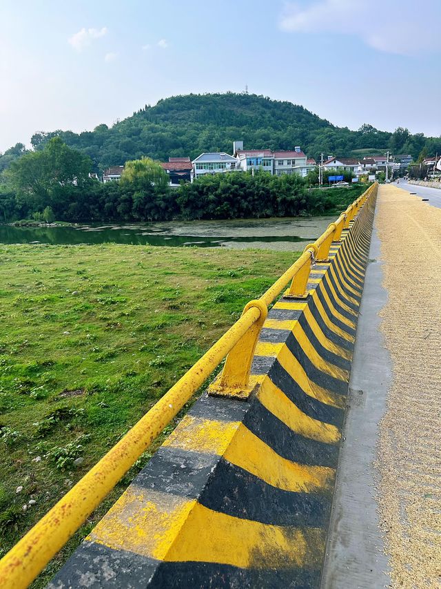汉中1小時車程的免費小眾露營地,適合帶小朋友玩樂及垂釣。