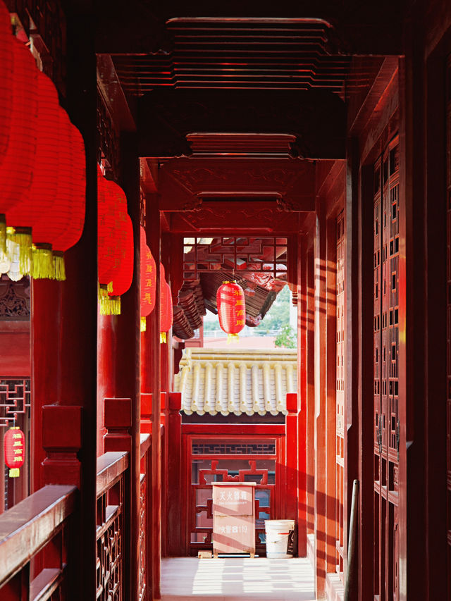  Yuanshen Temple, Shanghai: A Spiritual Sanctuary in the Urban Jungle