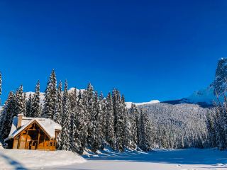 4-Day 3-Night Winter Travel Guide to the Canadian Rockies