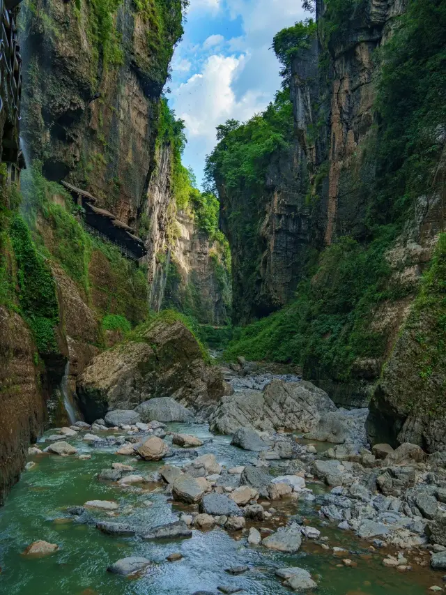 Take Your Kids to Wuhan and Yichang to See the Three Gorges - A Comprehensive Guide