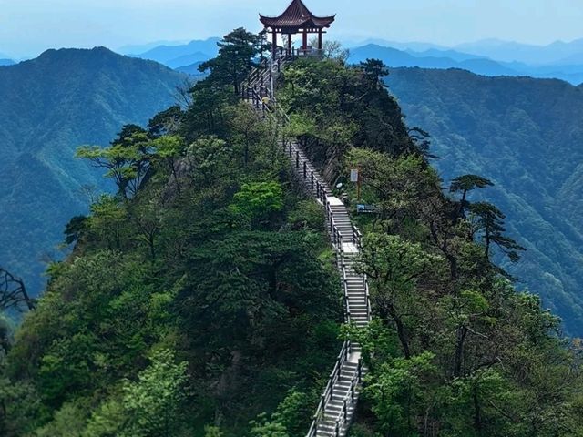 万佛山爬山