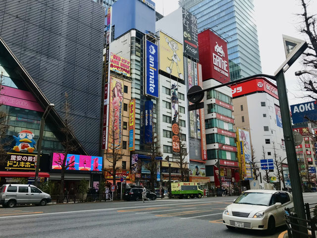 🐣秋葉原探秘：從電器街到二次元聖地的奇幻之旅🫧