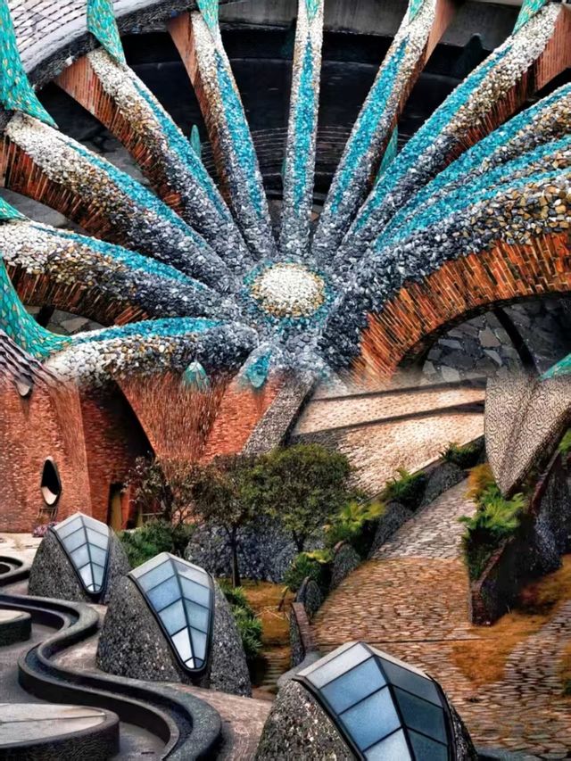 深圳耗資10億打造的外星基地，太震撼了