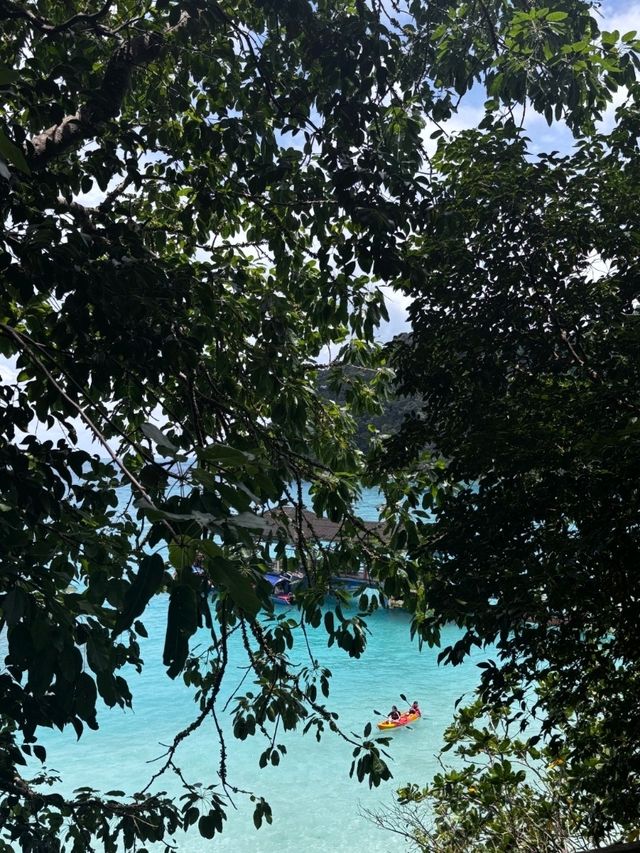 🚣‍♂❤ From Kayaking Adventures to Sunset Love: Perhentian Besar Magic