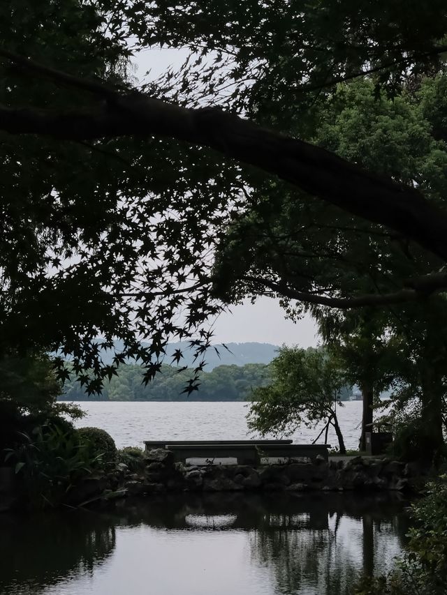 《浙江西子賓館：住進百年名莊的極致浪漫》