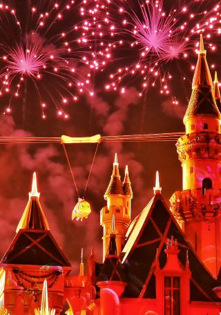 California Travel: Romantic Beaches and Disneyland in California
