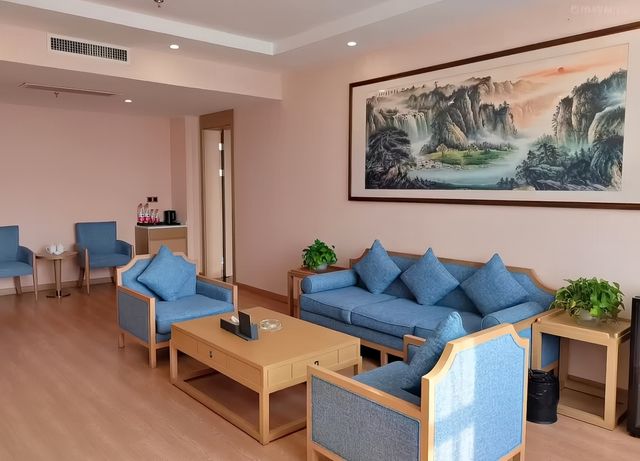 代縣麗華大酒店：旅途中的夢幻港灣