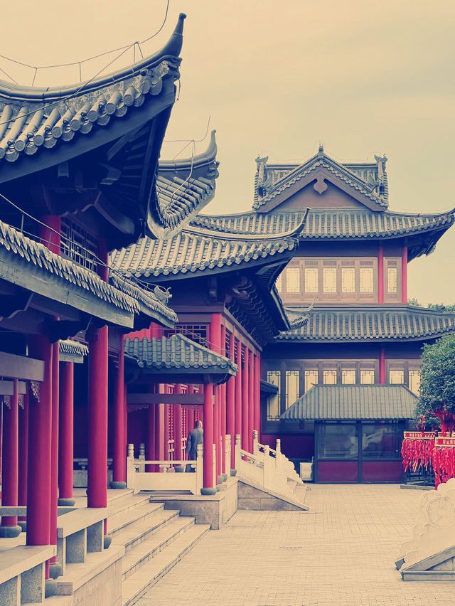 鎮國寺 五代古剎の魅力を探る