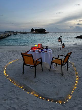 Unforgettable Honeymoon at Emerald Faarufushi Resort