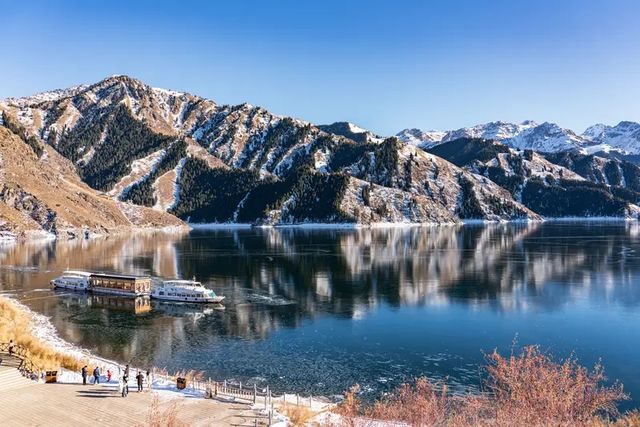 天山天池新疆仙境暴走攻略!雪山湖泊治好了我的精神內耗 天山天池新疆仙境暴走攻略!雪山湖泊治好了我的精神內耗