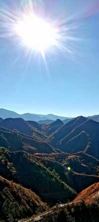 鹽源公母山｜丹霞秘境裡的神仙眷侶，隨手拍都是大片！ 必去理由 "情侶山"在線發糖！億年CP
