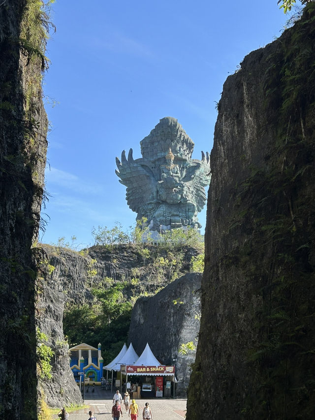 壯觀的峇里島神像 壯觀的峇里島神像