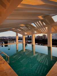 人均百元！版納江景酒店躺看瀾滄江