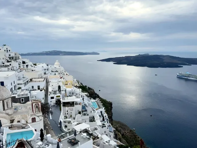 聖托里尼·費拉 & 紅沙灘 & 燈塔 聖托里尼·費拉 & 紅沙灘 & 燈塔